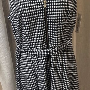Zip-Front Belted Dress - Black & White